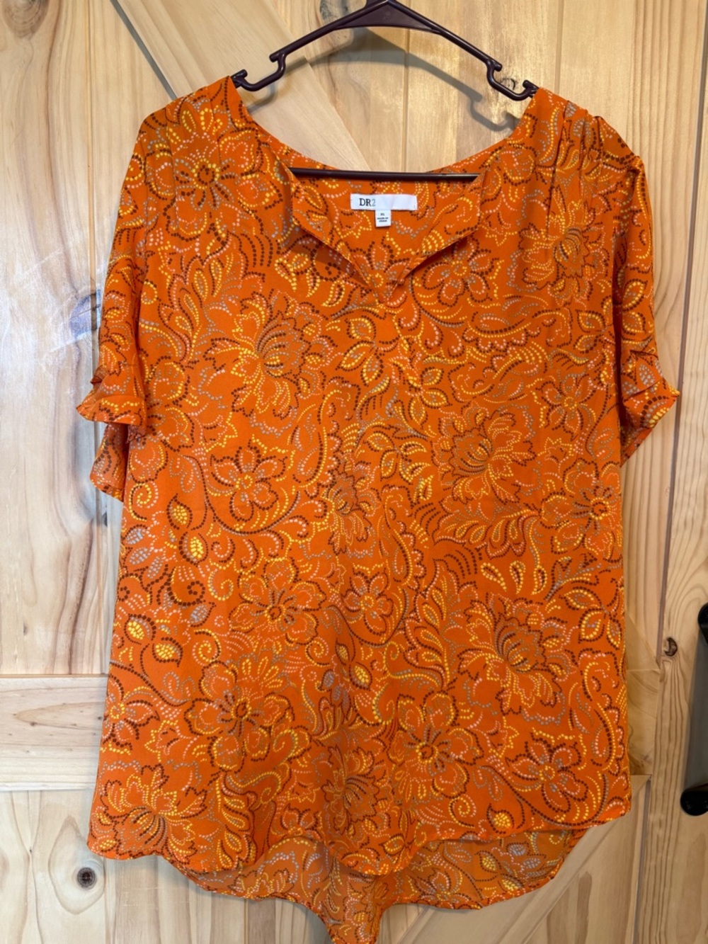 DR2 Orange Floral Split V-Neck Blouse NWOT